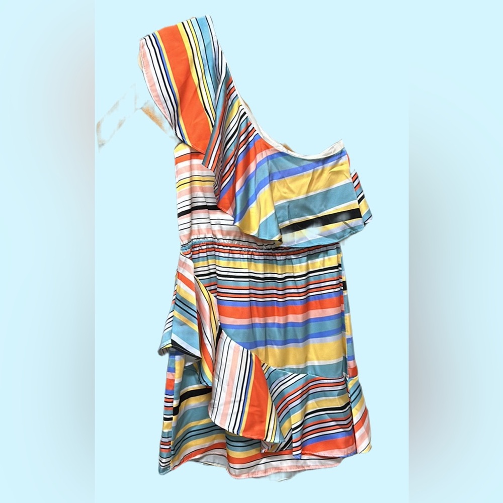 NWOT Lovers & Friends one shoulder dress